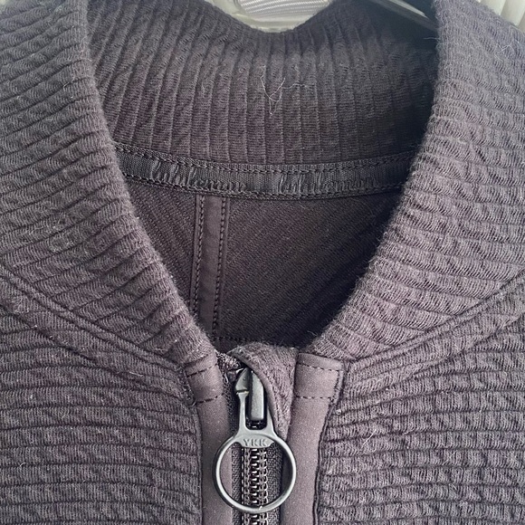 on repeat jacket lululemon